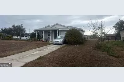 3021 NE 2nd Avenue, Cape Coral, FL 33909 - Photo 2