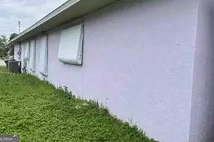 112 SW 38th Terrace, Cape Coral, FL 33914 - Photo 2