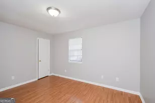 619 Lakeridge Cir SE, Conyers, GA 30094 - Photo 8