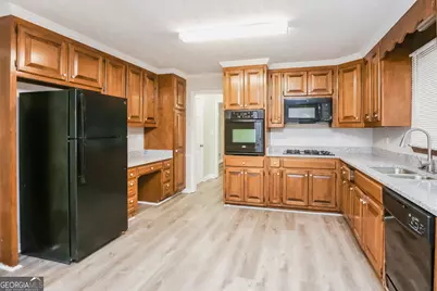 6449 Laural Bend, Stone Mountain, GA 30087 - Photo 6