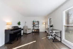 1499 Kings Down Cir, Atlanta, GA 30338 - Photo 6