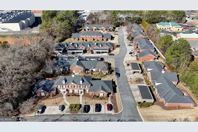 814 Manor Way, Cartersville, GA 30120 - Photo 2