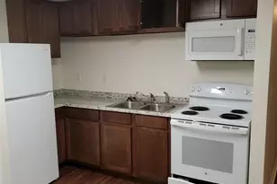 101 Lassiter Dr, Dublin, GA 31021 - Photo 2