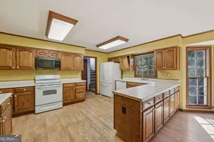 241 Sarah Ln, Lawrenceville, GA 30046 - Photo 14