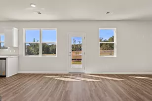 834 Trillium Dr, Locust Grove, GA 30248 - Photo 34