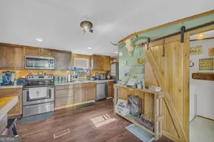 685 James Springs Rd, Danielsville, GA 30633 - Photo 12