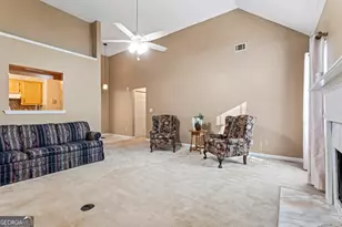 64 Dogwood Lakes Dr, Hampton, GA 30228 - Photo 8