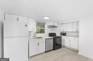 2006 Texas Ave, Savannah, GA 31404 - Photo 8