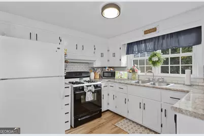 120 Carter Street, Jesup, GA 31545 - Photo 8