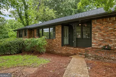 1124 Ponderosa Park Drive, Forest Park, GA 30297 - Photo 2