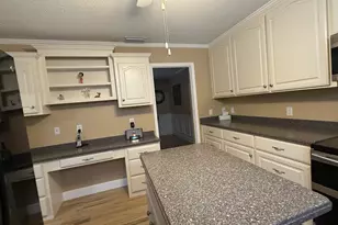 687 Harper St, Jesup, GA 31546 - Photo 18