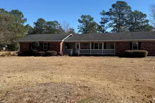 687 Harper St, Jesup, GA 31546 - Photo 2