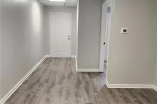 215 Meridian St, Canton, GA 30114 - Photo 4