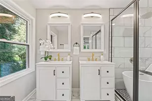 1995 Venetian Dr SW, Atlanta, GA 30311 - Photo 18