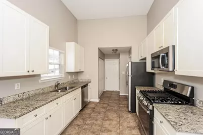 425 Buffington Drive, Union City, GA 30291 - Photo 8