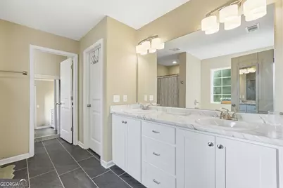 208 Sandalwood Circle, Statesboro, GA 30458 - Photo 16