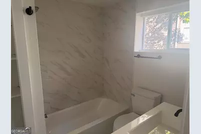 614 W 38th Street, Savannah, GA 31415 - Photo 20