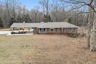 436 Tommy Irvin Rd, Mount Airy, GA 30563 - Photo 2