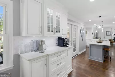 9330 Martins Lake Drive, Roswell, GA 30076 - Photo 10