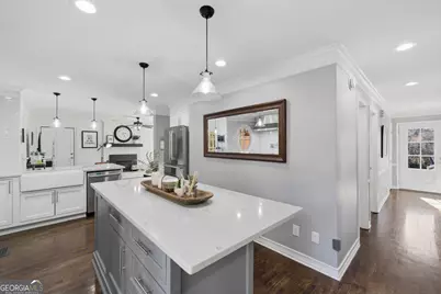 9330 Martins Lake Drive, Roswell, GA 30076 - Photo 12