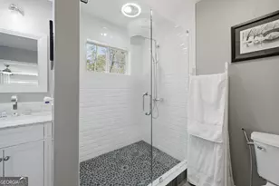 9330 Martins Lake Dr, Roswell, GA 30076 - Photo 36