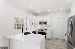 5560 Pilgrim Point Ext, Cumming, GA 30041 - Photo 12