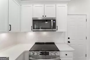 5560 Pilgrim Point Ext, Cumming, GA 30041 - Photo 10