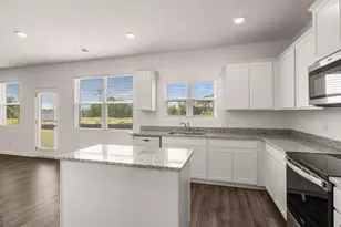 829 Trillium Dr, Locust Grove, GA 30248 - Photo 10