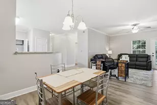 4101 Walden Park Dr, Savannah, GA 31410 - Photo 2