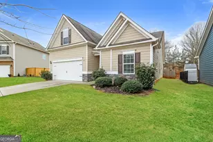 145 Thomaston St, Newnan, GA 30263 - Photo 2