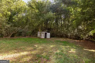 8211 Thompson St, Douglasville, GA 30134 - Photo 4