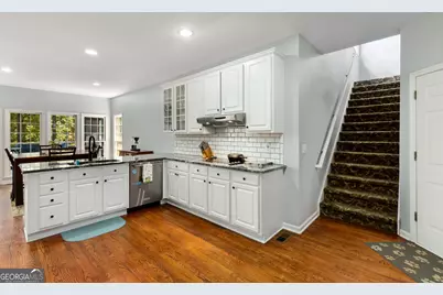 1028 Longwood, Woodstock, GA 30189 - Photo 10