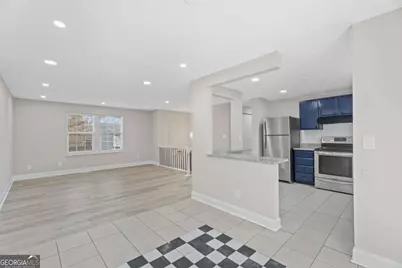 5268 Kinsdale Lane, Stone Mountain, GA 30088 - Photo 10