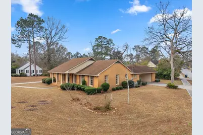 308 Rosewood Drive, Dublin, GA 31021 - Photo 4