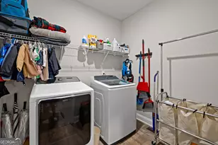 22 E Field St, Newnan, GA 30263 - Photo 26