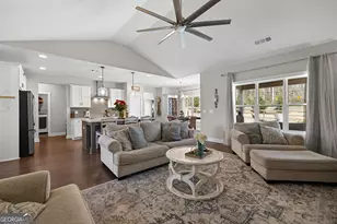 22 E Field St, Newnan, GA 30263 - Photo 20