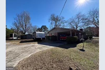 216 E Peter Street, Cochran, GA 31014 - Photo 4