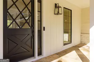 7330 Hunters Branch Dr NE, Atlanta, GA 30328 - Photo 6