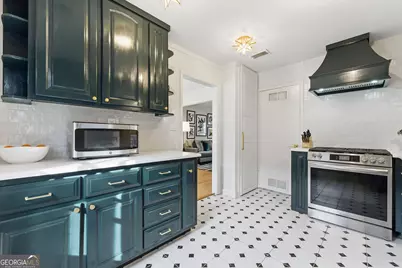 3 N Boundary Pl NW, Atlanta, GA 30318 - Photo 8