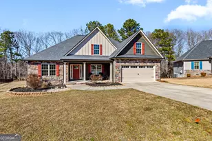 103 Fieldstone Cir, Carrollton, GA 30116 - Photo 2
