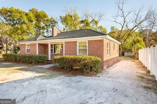 315 Strickland Ave, Blackshear, GA 31516 - Photo 4