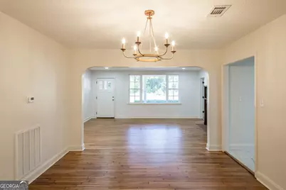 315 Strickland Avenue, Blackshear, GA 31516 - Photo 22