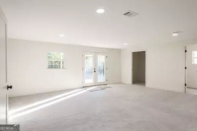 315 Strickland Avenue, Blackshear, GA 31516 - Photo 18