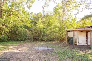 315 Strickland Ave, Blackshear, GA 31516 - Photo 6