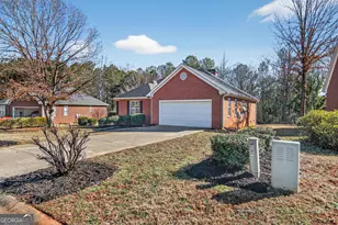 310 Woodgrove Dr, Athens, GA 30605 - Photo 2