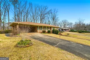 5536 Richland Dr, Douglasville, GA 30135 - Photo 1