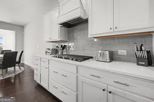 410 Southbridge Pass, Peachtree City, GA 30269 - Photo 10