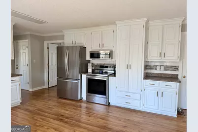 1661 Tipperary Circle, Monroe, GA 30656 - Photo 8