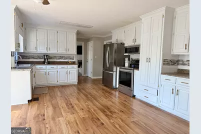 1661 Tipperary Circle, Monroe, GA 30656 - Photo 6