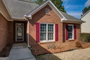 12271 Molly Sue Ln, Fayetteville, GA 30215 - Photo 2